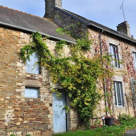 Gite A Proximite D'Un Chateau Villa Les Portes du Coglais Exterior photo